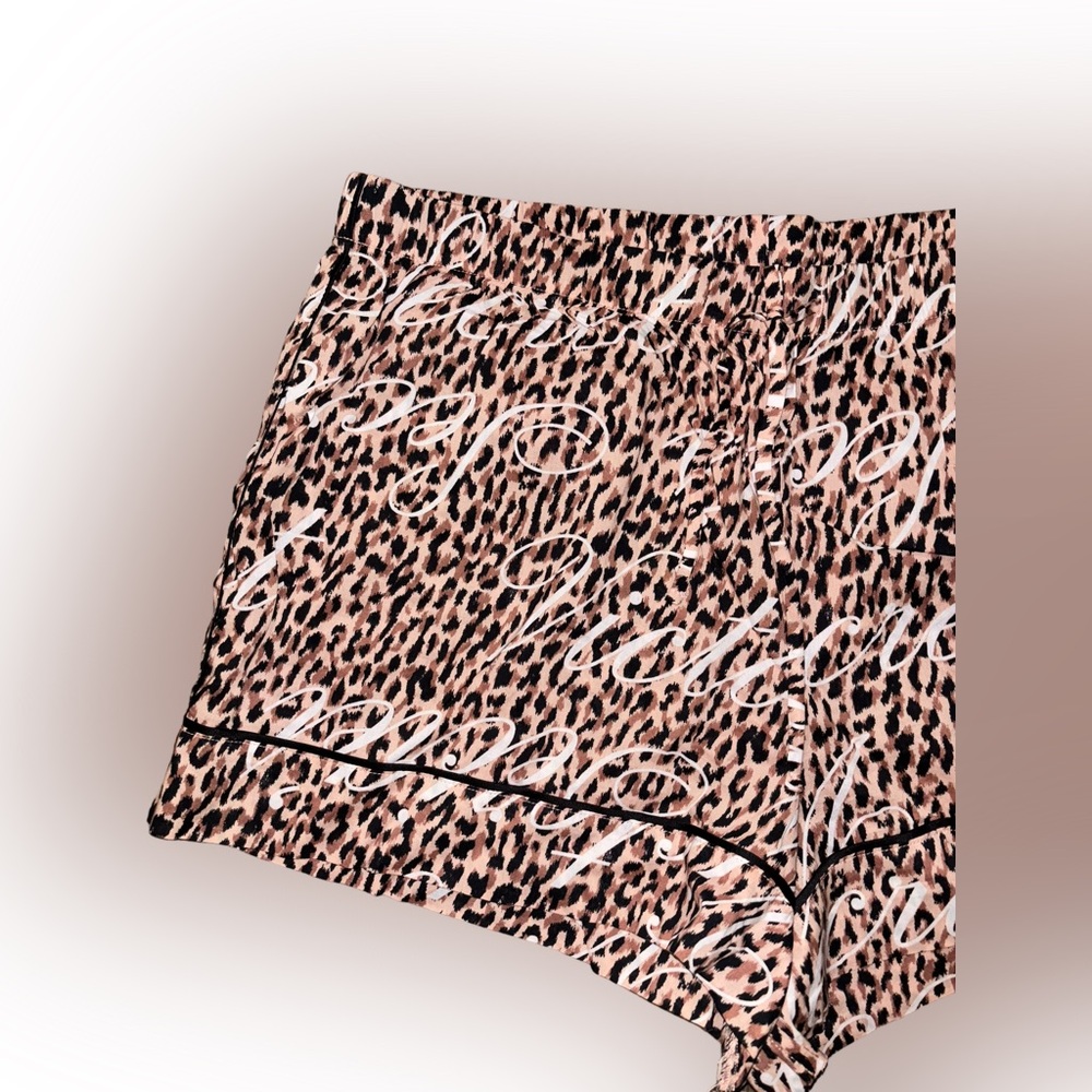 Nwt Victoria’s Secret Leopard Print Script Logo S… - image 3